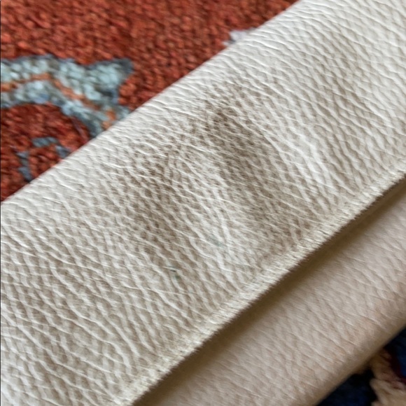 White cream leather wallet in distressed leather look with fabric inside. Mango - Picture 7 of 7